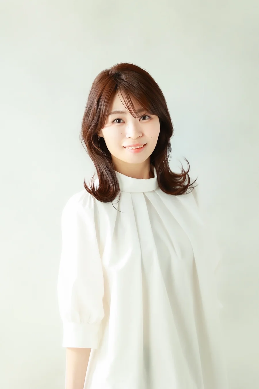 MC 菅野彩美